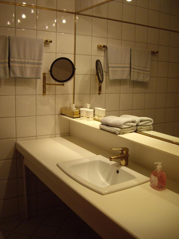 Hotel Pension Stadlhuber Aktivpark Kremsmünster Екстериор снимка